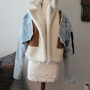Cropped Sherpa-Front Denim Jacket with Tan Panels - White/Cream & Light Blue